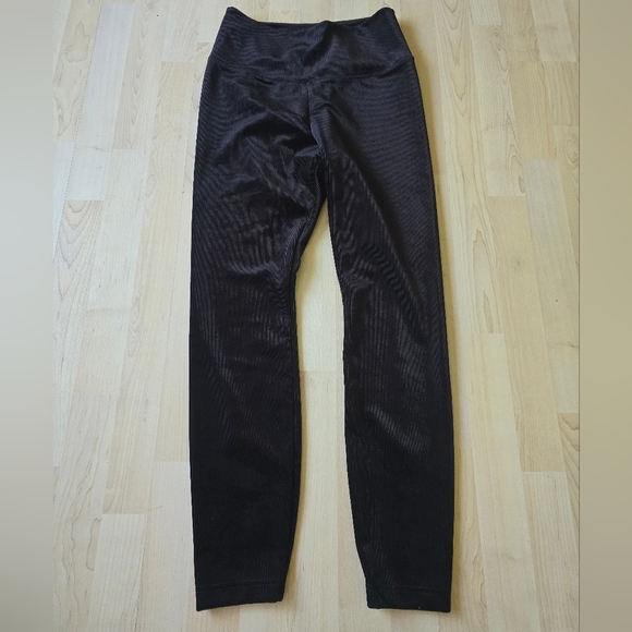 White House Black Market Runway Leggings Size 6 Short Velvet Corduroy Back Seam - Picture 2 of 10